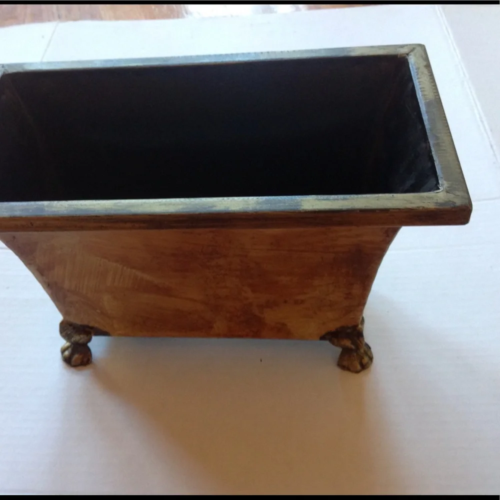 Gold Metal Marbled Planter Bin Accent